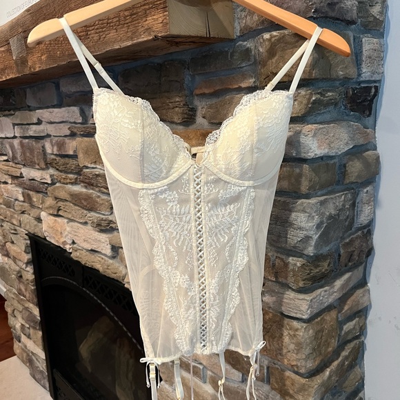 Victoria’s Secret Corset and Underwear - Picture 8 of 8